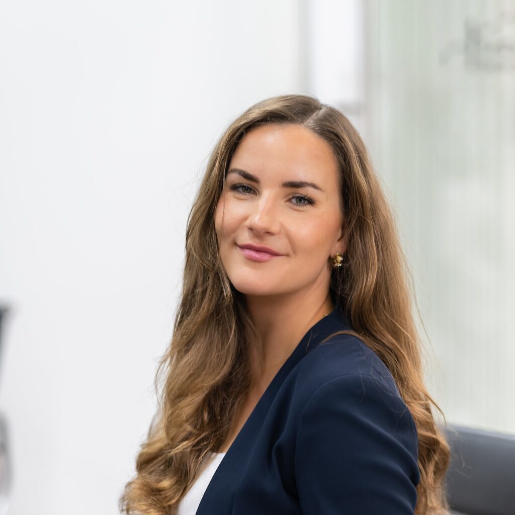 Carina Nagy – RADUE Immobilien
