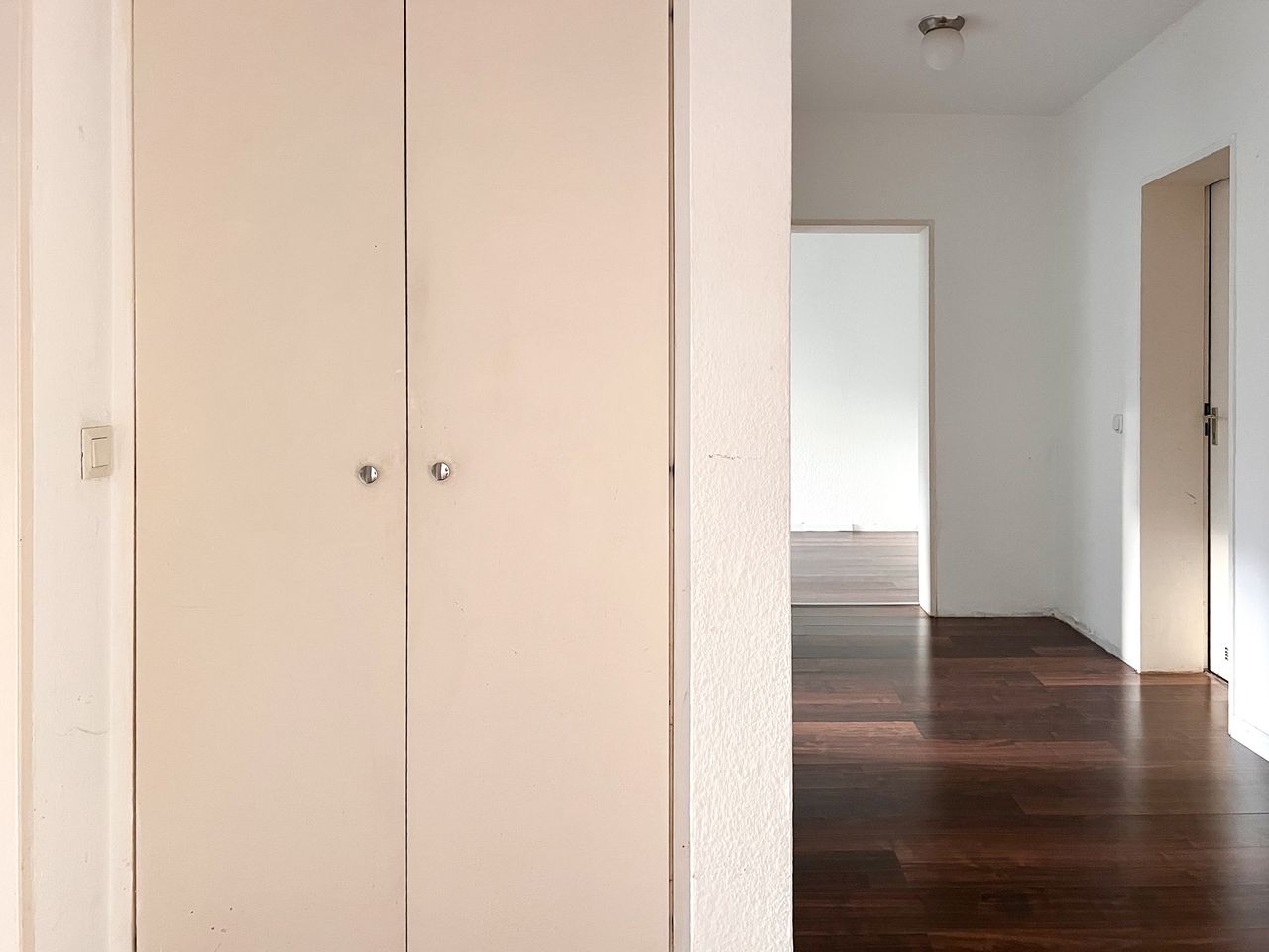 Einbauschrank im Flur