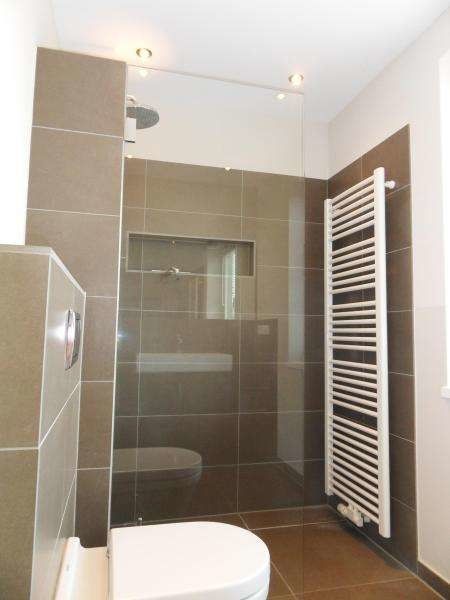 Bad mit bodengleicher Dusche