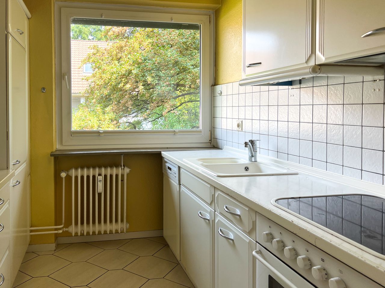 Küche mit Fenster