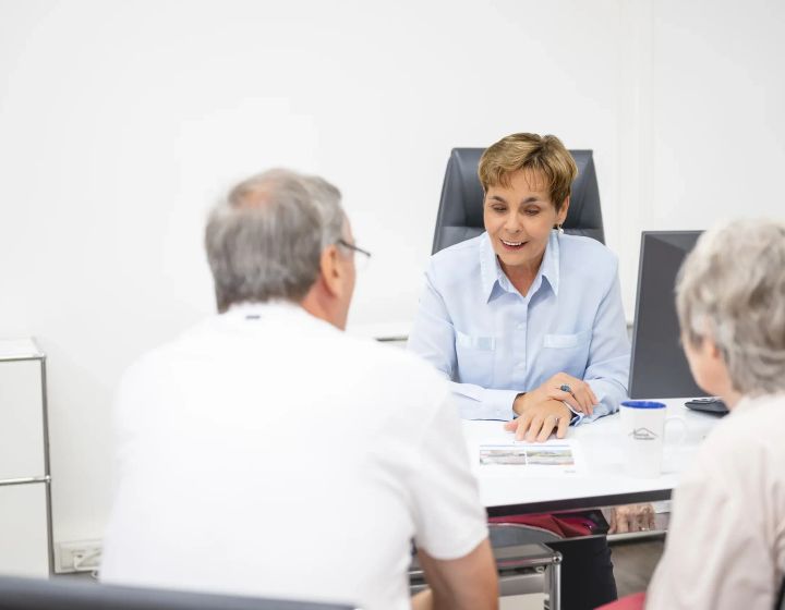 Küchenpräsentation mit der Kundin