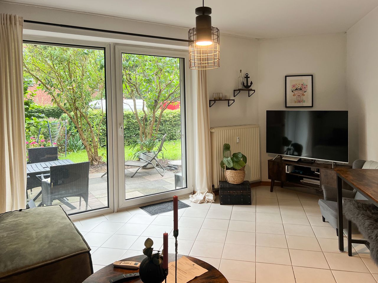 Wohnzimmer mit Terrassenzugang