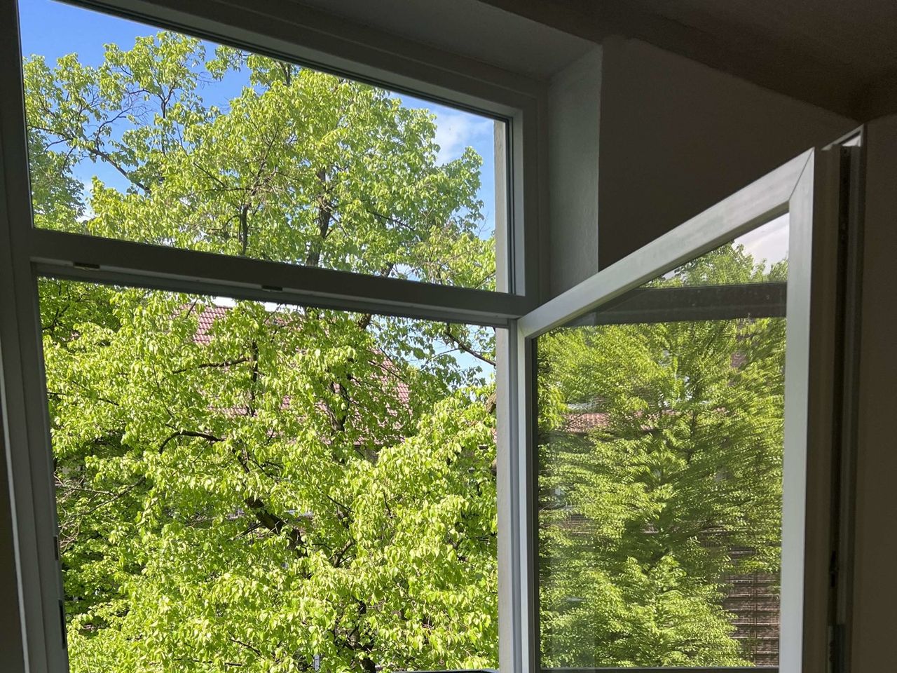 Balkon mit Blick ins Grüne